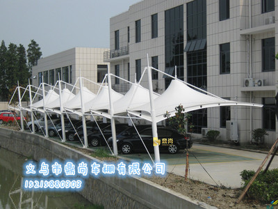 郴州市停車(chē)棚/郴州市汽車(chē)棚/郴州停車(chē)棚安裝
